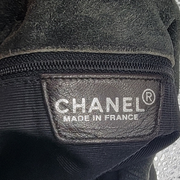 Chanel Patchwork Suede Shopper Tote - Picture 5 of 8